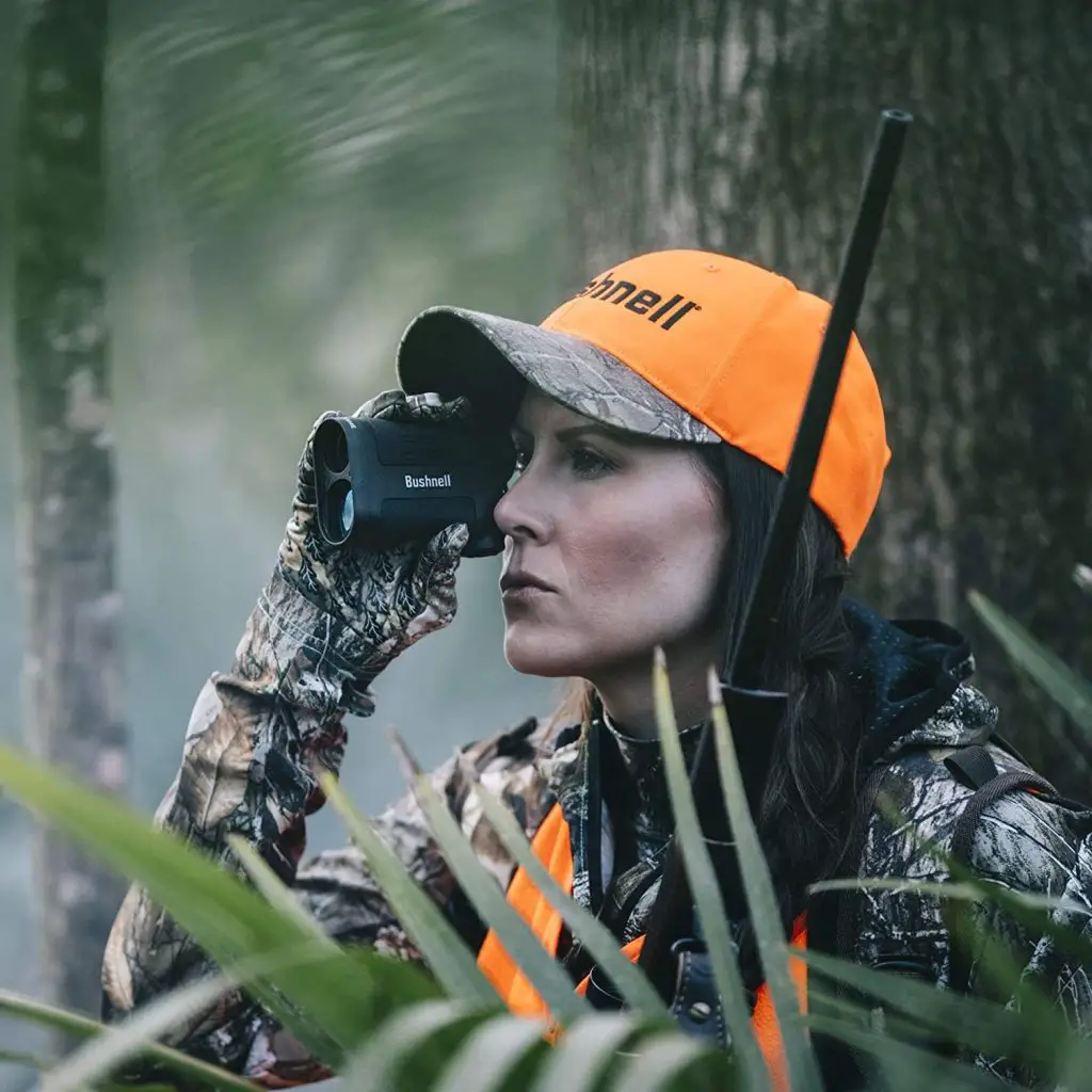 How Does a Hunting Rangefinder Work?